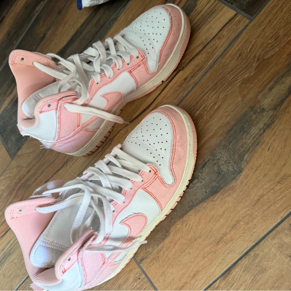Nike Pink and White Women's Low-Top Sneakers
